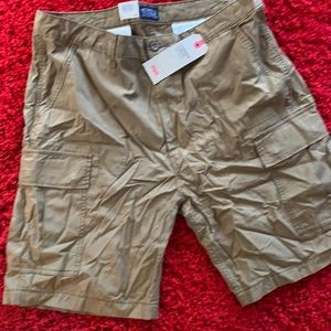 Levi Cargo shorts NWT